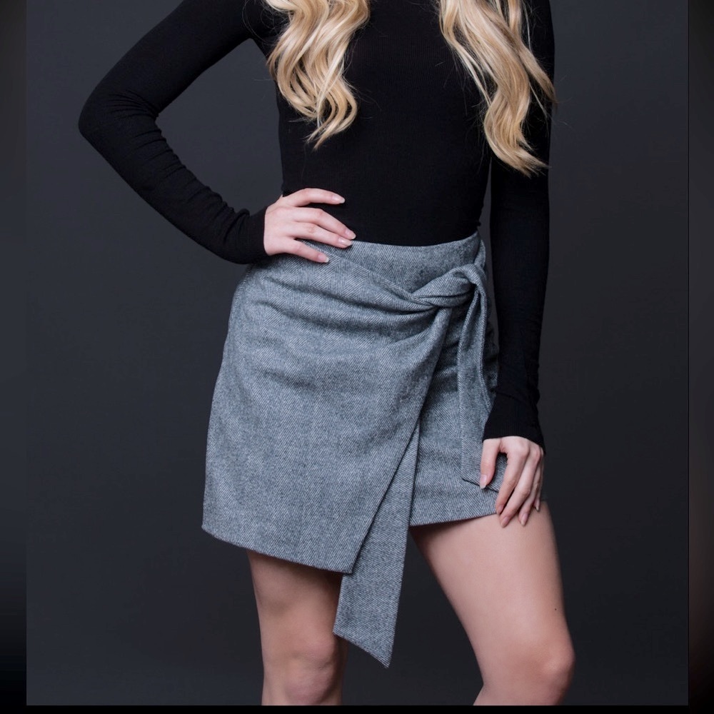 ARITZIA Wilfred Wrap Tie Skirt